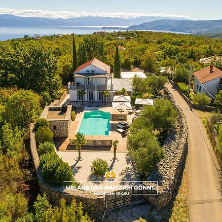 Villa 5 Elements Gostinjac Екстериор снимка